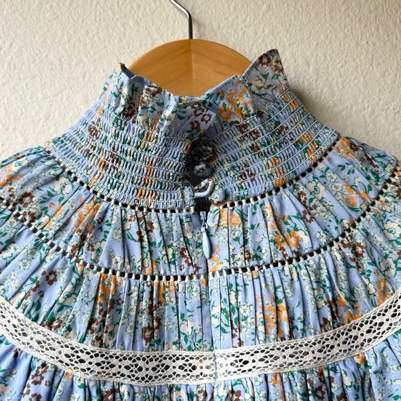HUNTER BELL Blue Lace Smocked Neck Ryan Dress Ditsy Floral Sz XS - Picture 13 of 16